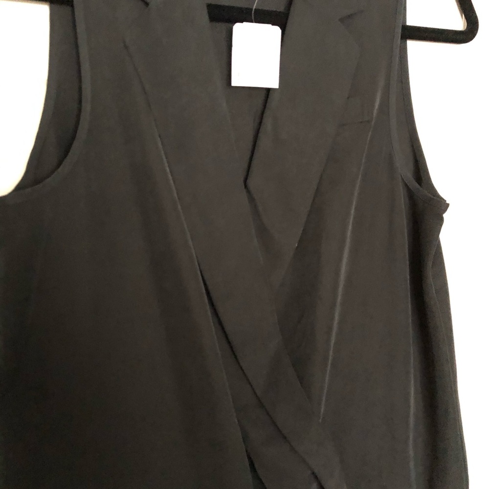 Sleeveless romper. Shorts